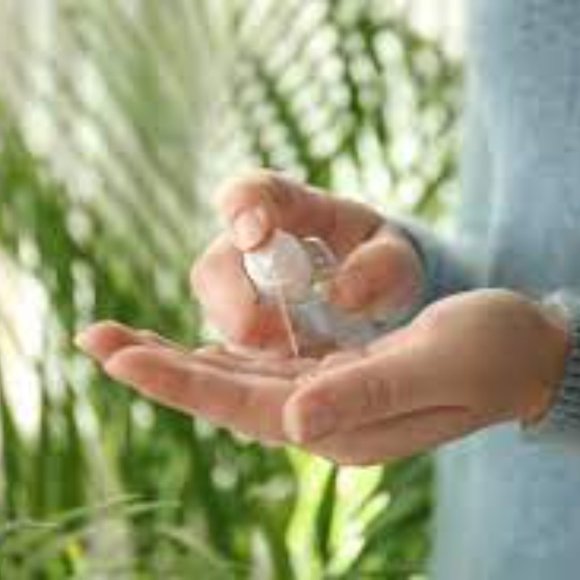 TRAVEL KITS & PURELL - Picture 4 of 4